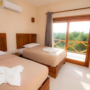 3* Hotel Luna Roja